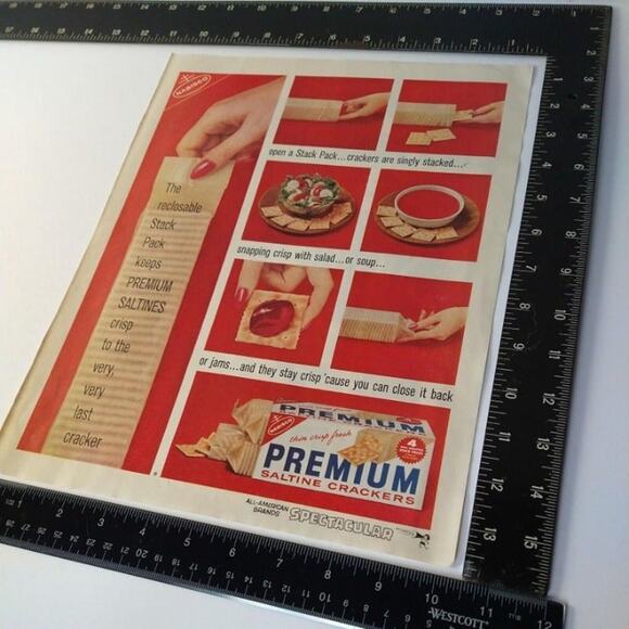 Premium Saltines Crackers‎ Reclosable Stack Pack Kitchen Art - Vtg 1961 PRINT AD - Picture 2 of 9